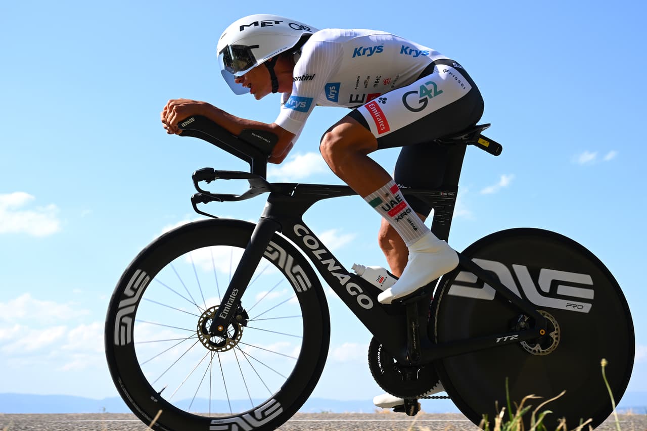 Isaac del Toro es quinto en la etapa 16 y mantiene el tercer sitio en el Tour de Francia