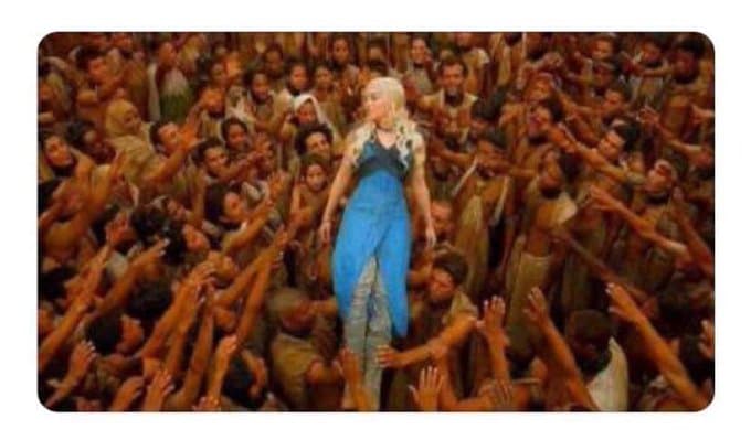 Shakira y Jennifer López protagonizan el show de medio tiempo y los memes no perdonan su actuación.