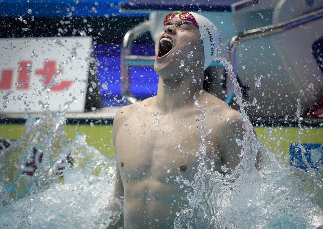 Sun Yang reacciona tras el triunfo.