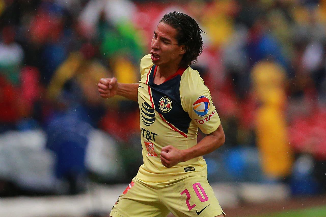 Los rumores que ponen a Diego Lainez en Europa son cada vez más fuertes, en especial el que lo pone en la Roma ¿Será el momento de partir del nido?