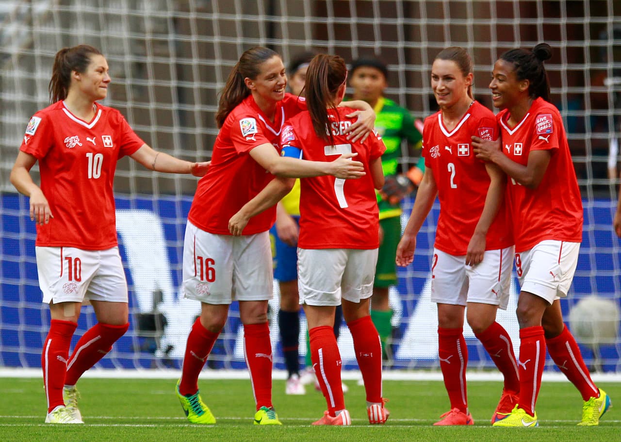 Suiza humilla a Ecuador, Japón a Octavos y Australia cumple