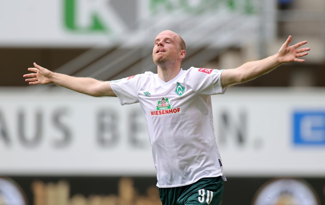 Eggestein (59’) hizo el cuarto y no había reacción de los locales. Sabiri (66’) rompió el cero, pero apareció Fullfrug (90+2’) para terminar con cualquier esperanza. El duelo de sotaneros dejó a Werder Bremen con 28 puntos y a Paderborn con 20.