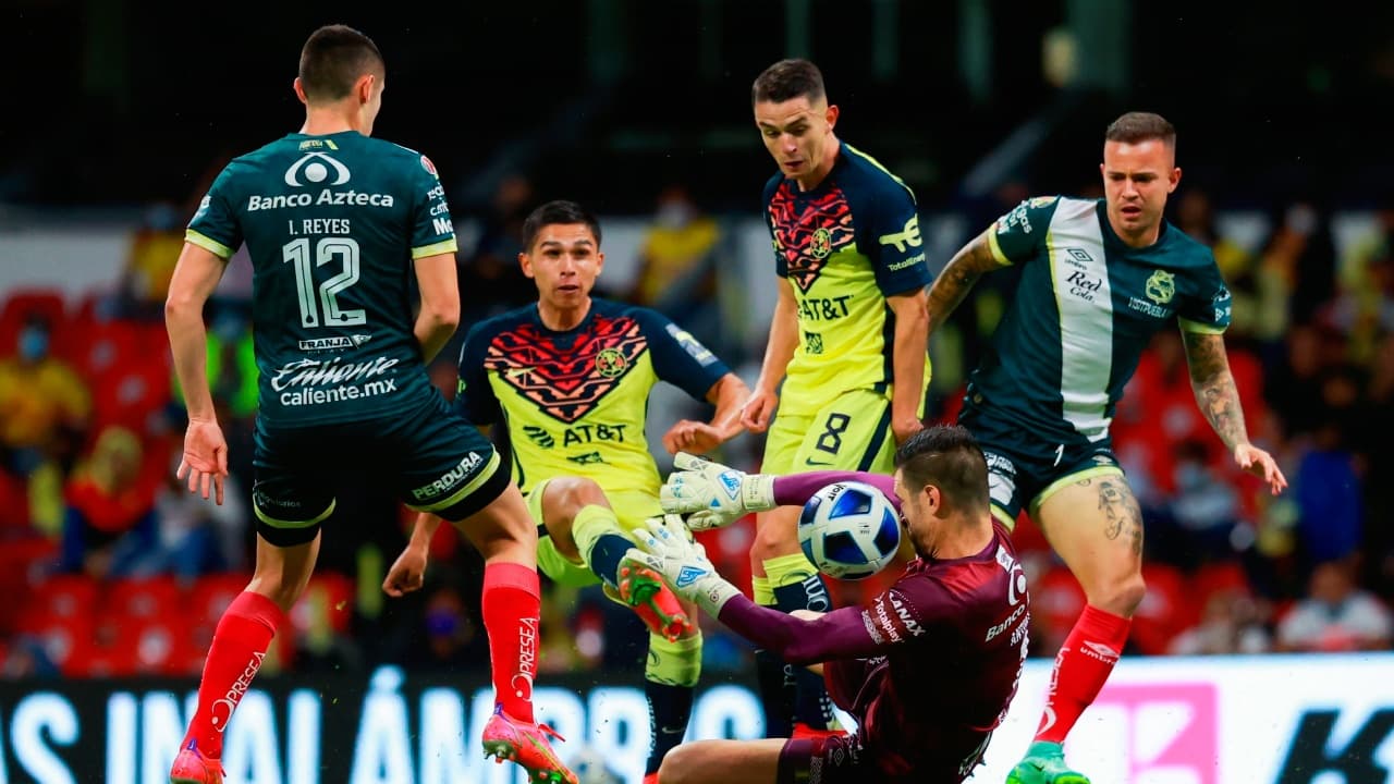 Bajas de América lo obligan a usar alineación alterna ante Puebla