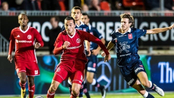 Su calvario terminó y a finales de enero del 2018 llegó cedido al Almere City. Su suerte no cambió y jugó 6 partidos en la categoría Sub-21 y 3 con el primer equipo. Para el verano volvió al Real Madrid.
