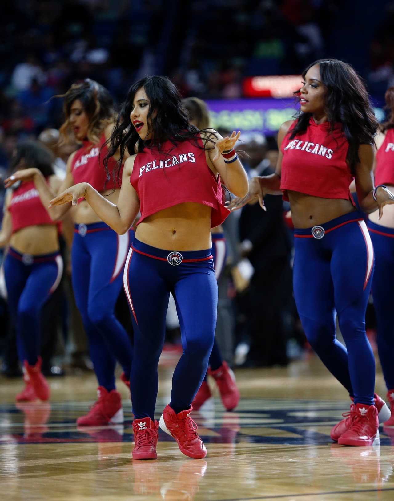 La belleza de las 'cheerleaders' de la NBA también se multiplica para el inicio de la temporada 2017-18 que arranca el 17 de Octubre.