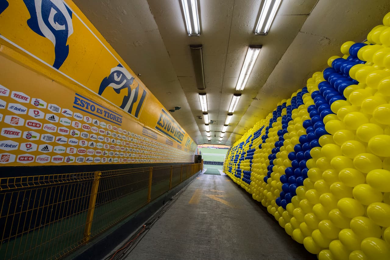 El color en la casa de los felinos norteños nos deja ver la pasión por el Clásico Regio en la final del Apertura 2017.