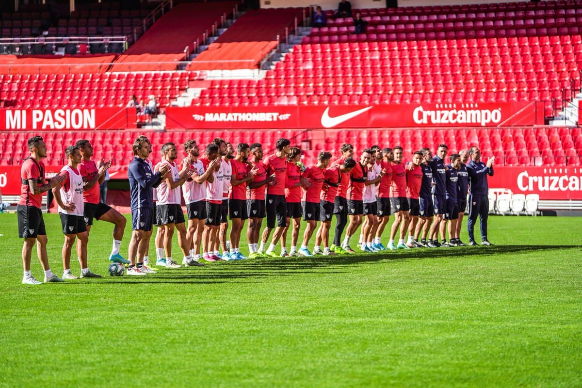 Así se vivieron los últimos entrenamientos del Real Betis y del Sevilla previos al Derbi de este domingo.