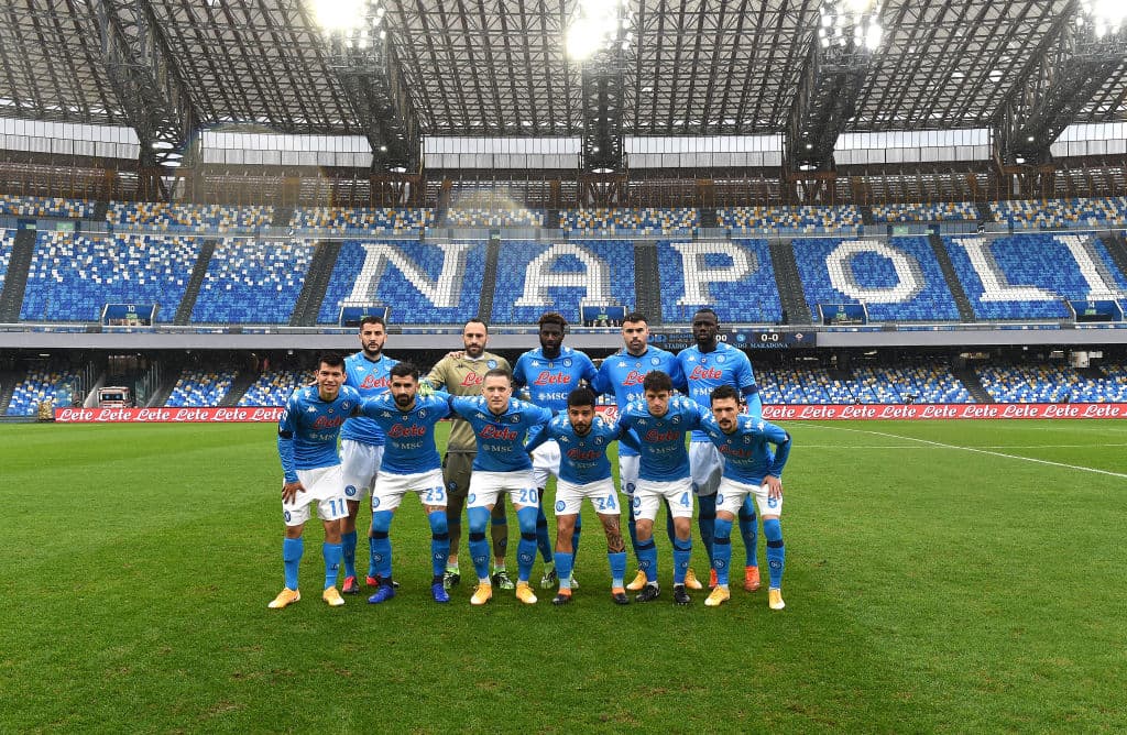 La Fiorentina cae como visitante ante el Napoli de Gattuso 6-0. Los goles corrieron a cargo de Diego Demme, Piotr Zielinski, Matteo Politano, doblete de Lorenzo Insigne y el mexicano Hirving Lozano anotó el tercer tanto del encuentro, durante la Jornada 18 de la Serie A.