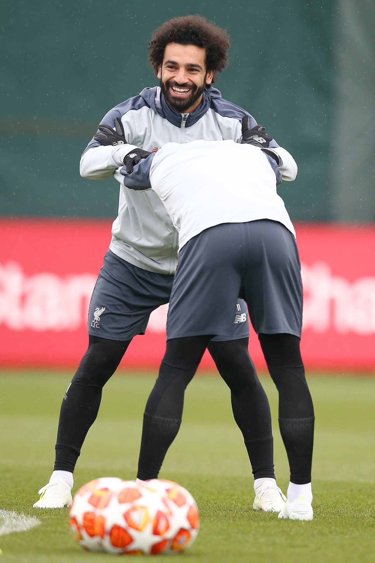 Después del 2-0 en Anfield, el Liverpool confía en poder mantener su superioridad en el Estadio Do Dragao este miércoles por lo que ajustó detalles en su último entrenamiento antes de viajar a suelo portugués. El paso a las Semifinales está muy cerca para los Reds, finalistas en la pasada edición de la Champions cuando perdieron con el Real Madrid.