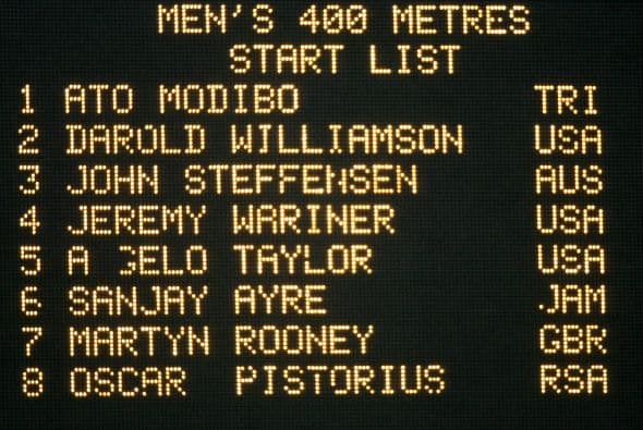 Para 2005, Pistorius tenía ya la mira en las competencias sin discapacidades. El corredor compitió en carreras nacionales y un par de años después debutó en los 400m en Roma compitiendo con corredores con ambas piernas.