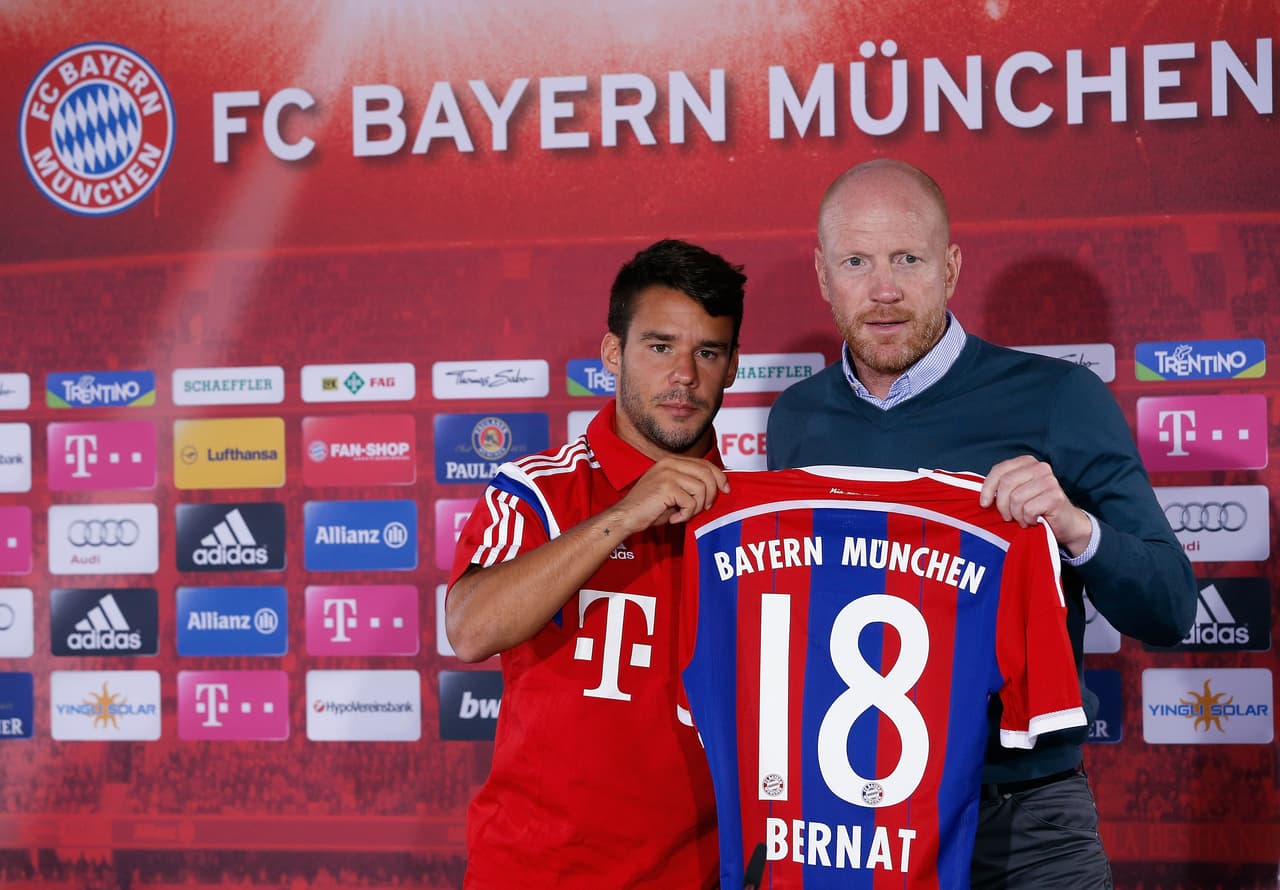El defensor lateral ex del Valencia, Juan Bernat, fue adquirido por diez millones en 2014. Permanece en el Bayern.