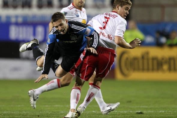 Era cuestión de que uno de los dos se equivocara para darle destino al juego y los locales se equivocaron.