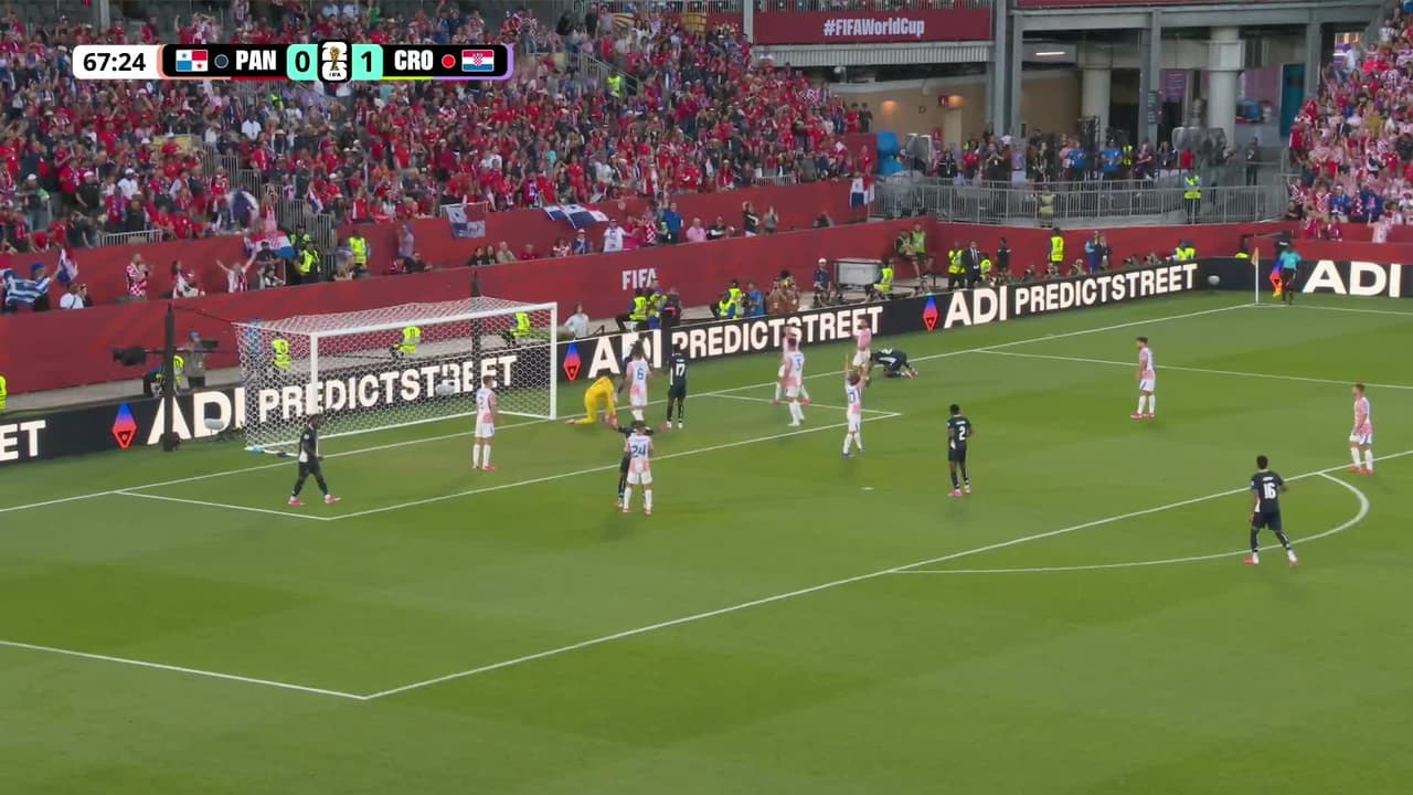 ¡TIRO ATAJADO! disparo por Carlos Harvey.