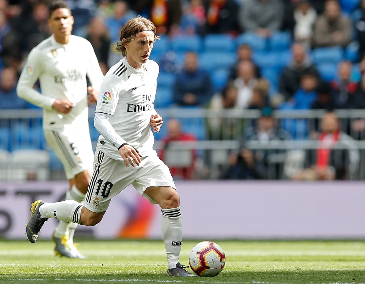 Luka Modric - Después de cuatro años en el Tottenham, en los que fue figura, el croata pasó al Madrid donde ha ganado cuatro Champions y logró el Balón de Oro 2018.