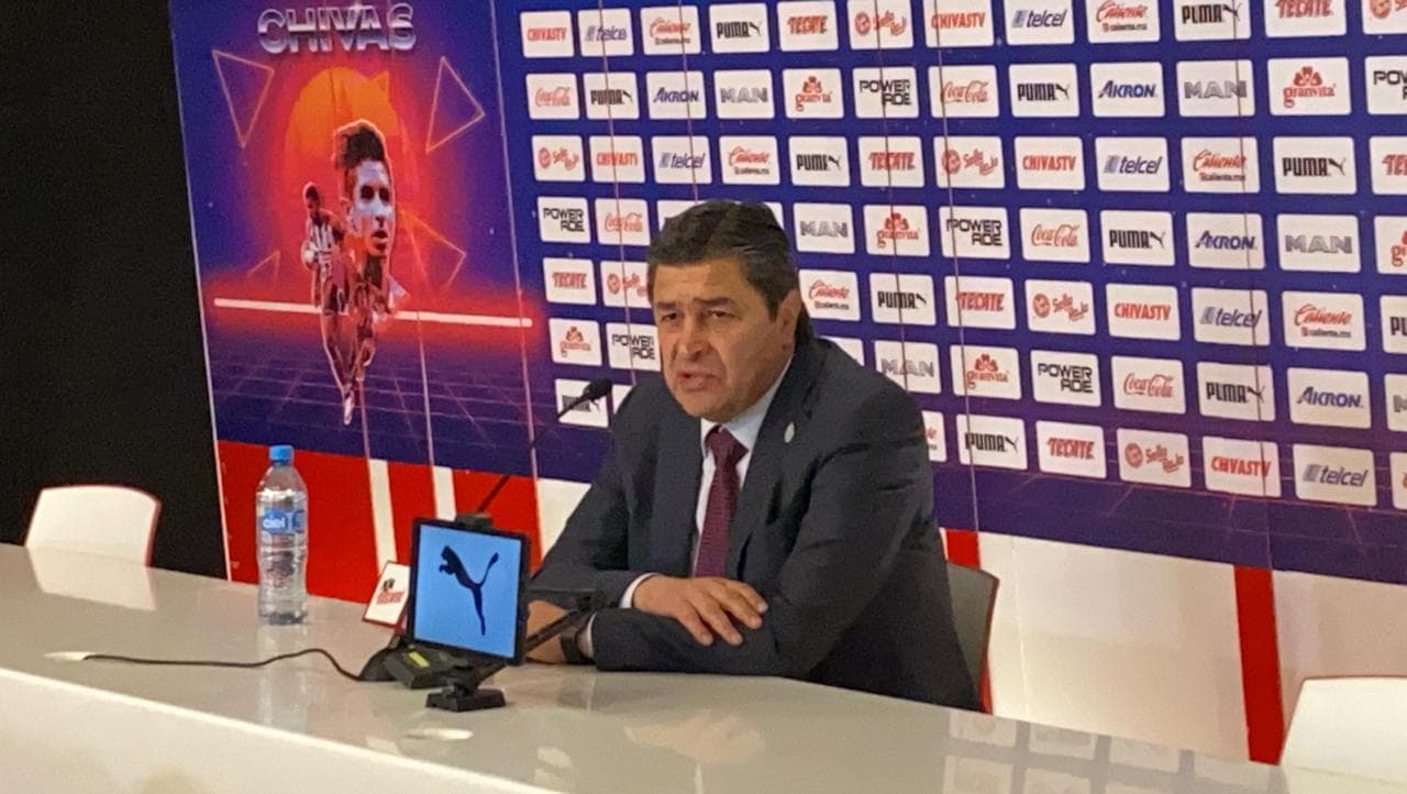 Luis Fernando Tena le quita castigo a Uriel Antuna y 'Chicote' Calderón