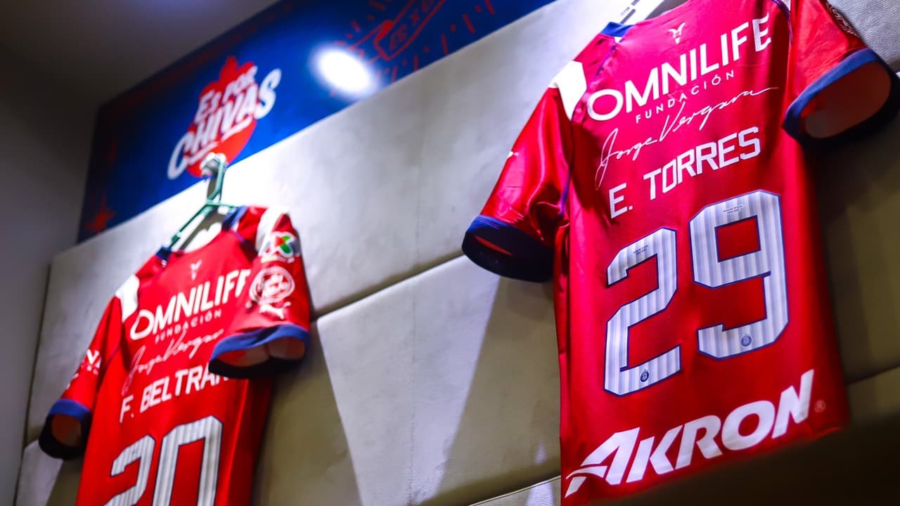 Alineaciones para el partido entre Chivas y León en la Fecha 4 del Apertura 2022