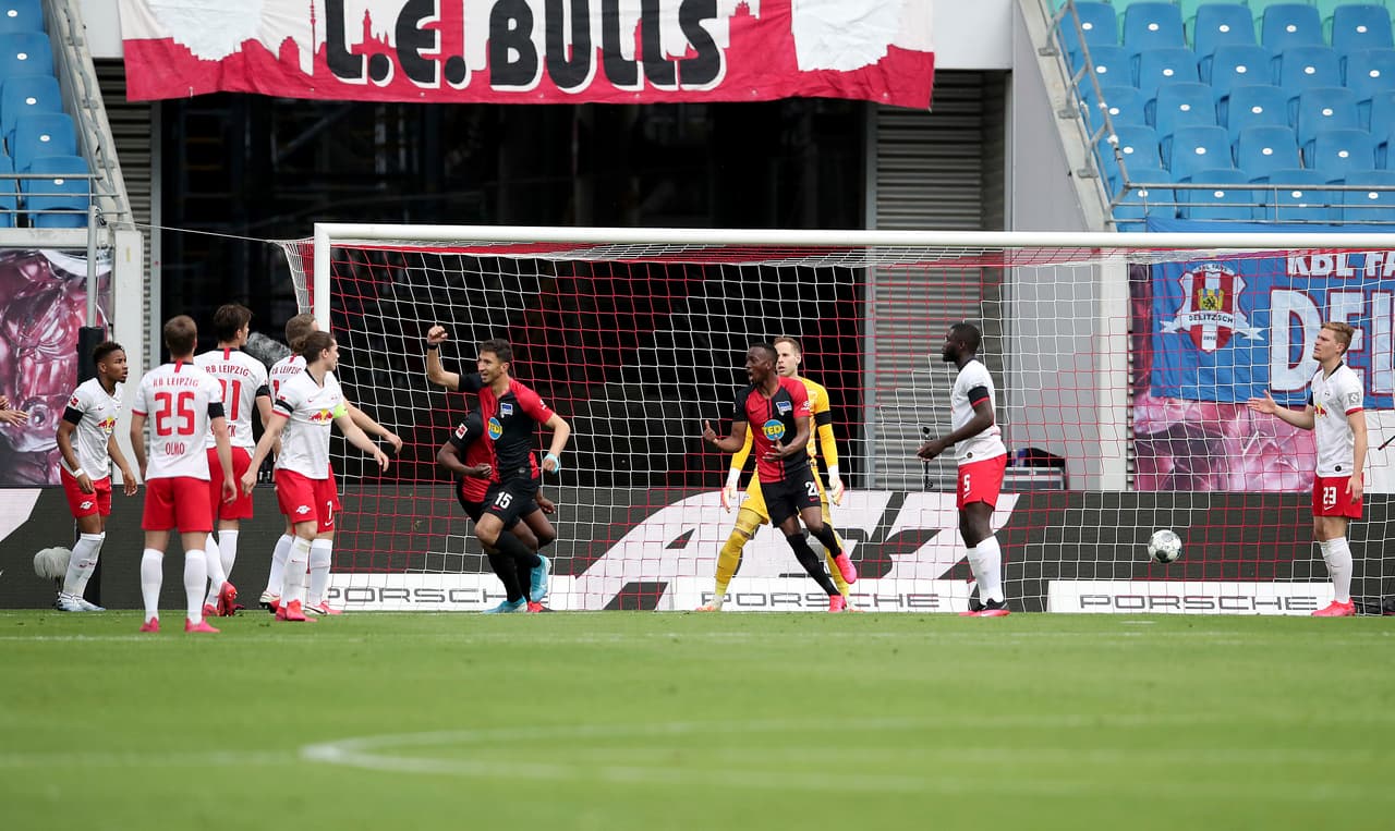 Así celebró Marko Grujic, quien buscaba conducir a su equipo rumbo a la tercera victoria desde el regreso de la Bundesliga hace más de una semana.
