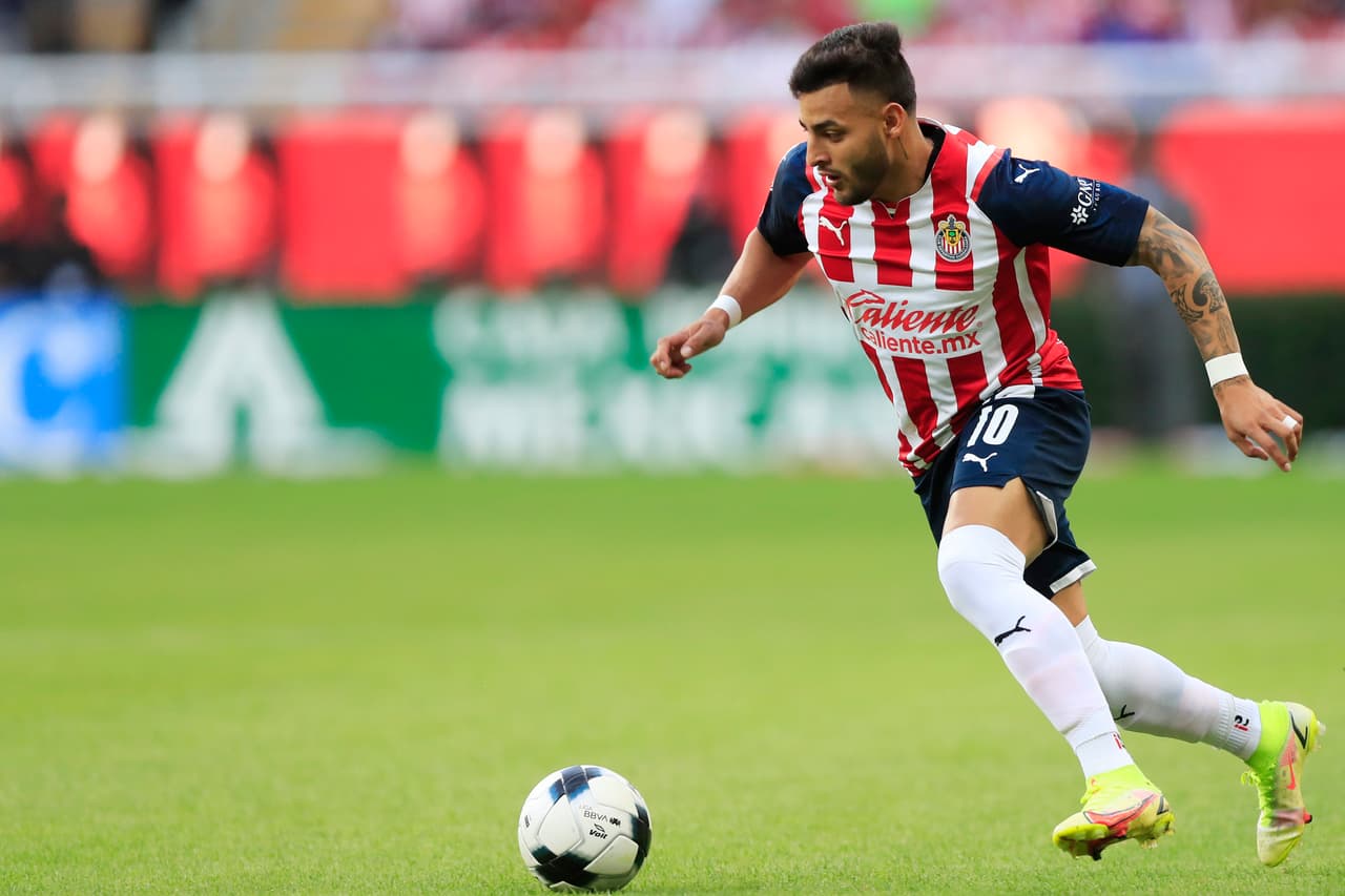 ¿Alexis de 9? Chivas y su novedosa alineación ante Bravos