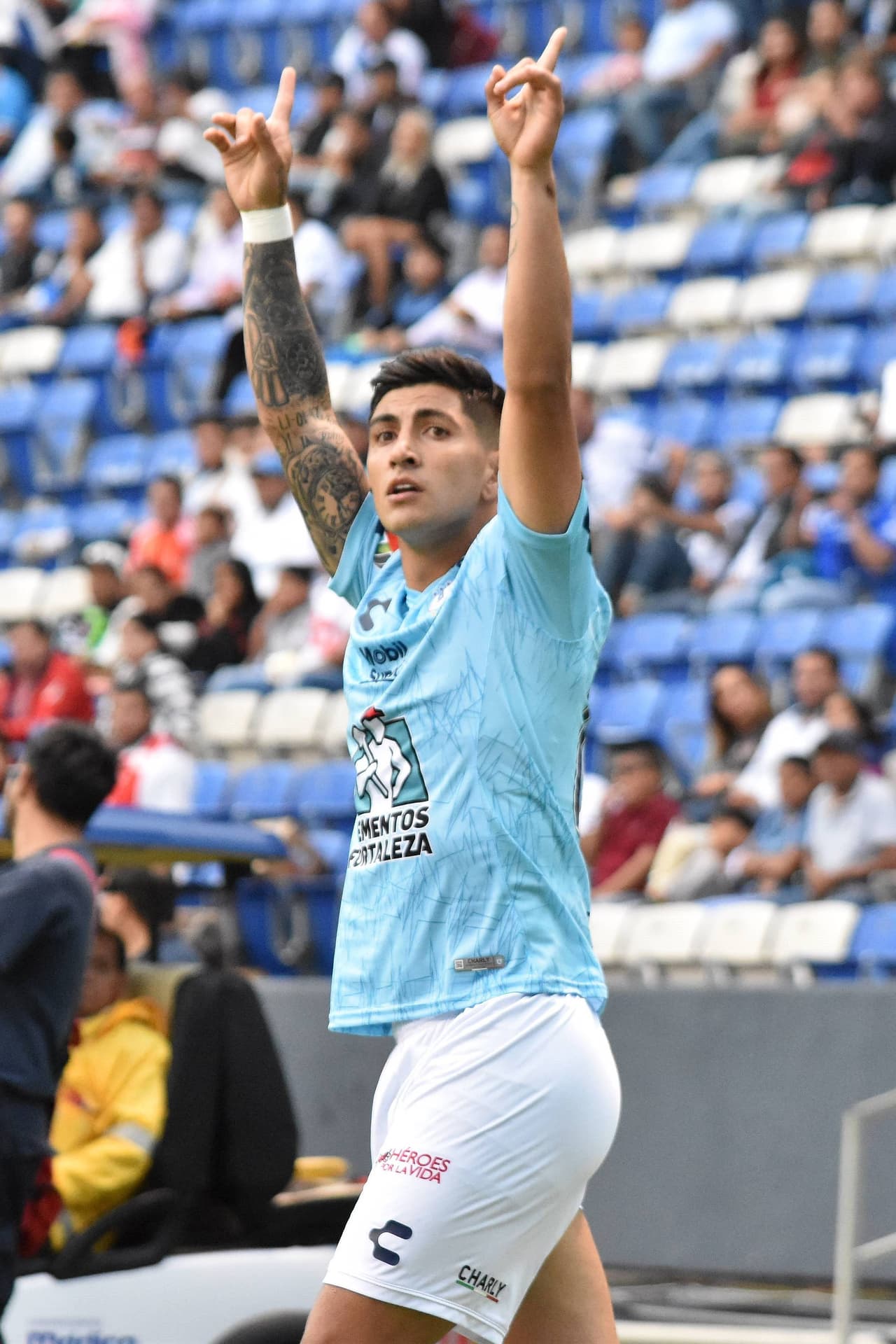 Goles de Guzmán, Ibarra, Hernández y Chávez dieron el primer triunfo del Pachuca de Palermo.