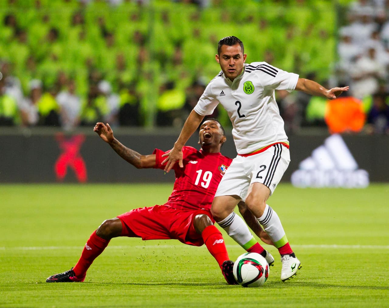 La lista la completan jugadores que ya han tenido actividad con el Tri. En la defensa está Israel Jiménez, un elemento que fue probado por Herrera y utilizado posteriormente por Ferretti para conformar la base de la Copa Concacaf.