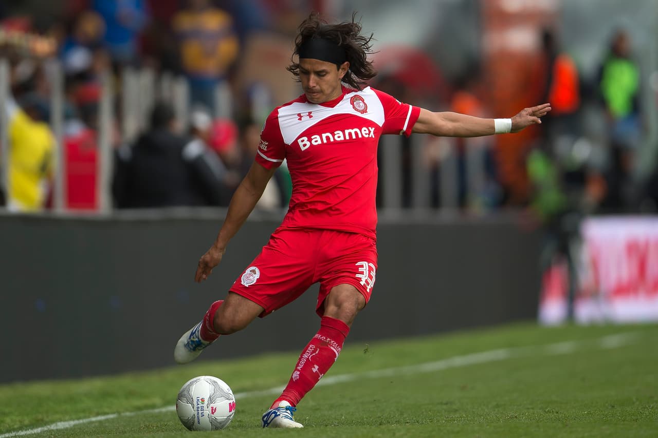 Otro que vuelve es Gerardo Flores, el lateral de Toluca tuvo su oportunidad con José Manuel De la Torre cuando el “Chepo” estaba al frente de la selección. Posteriormente no entró en el gusto de Miguel Herrera y Ricardo “Tuca” Ferretti, ahora Osorio confía en que hará bien las cosas.