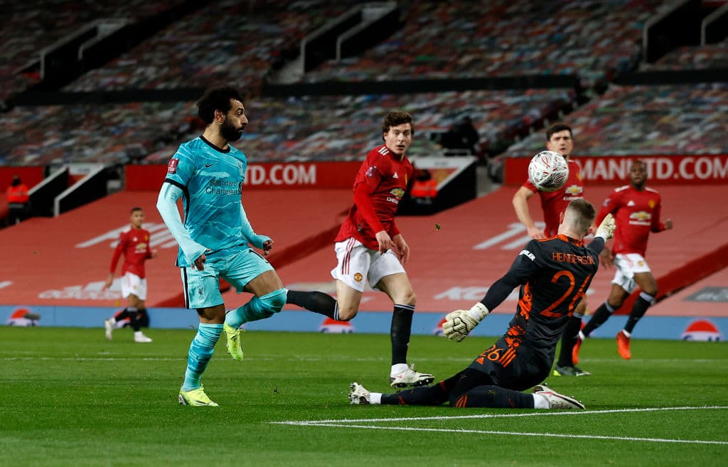 Manchester United derrota al Liverpool 3-2 y deja fuera a los 'Reds' de la FA Cup. Mohamed Salah fue el único autor de los dos goles para los locales, pero Greenwood, Rashford y Fernandes fueron la clave para la victoria.