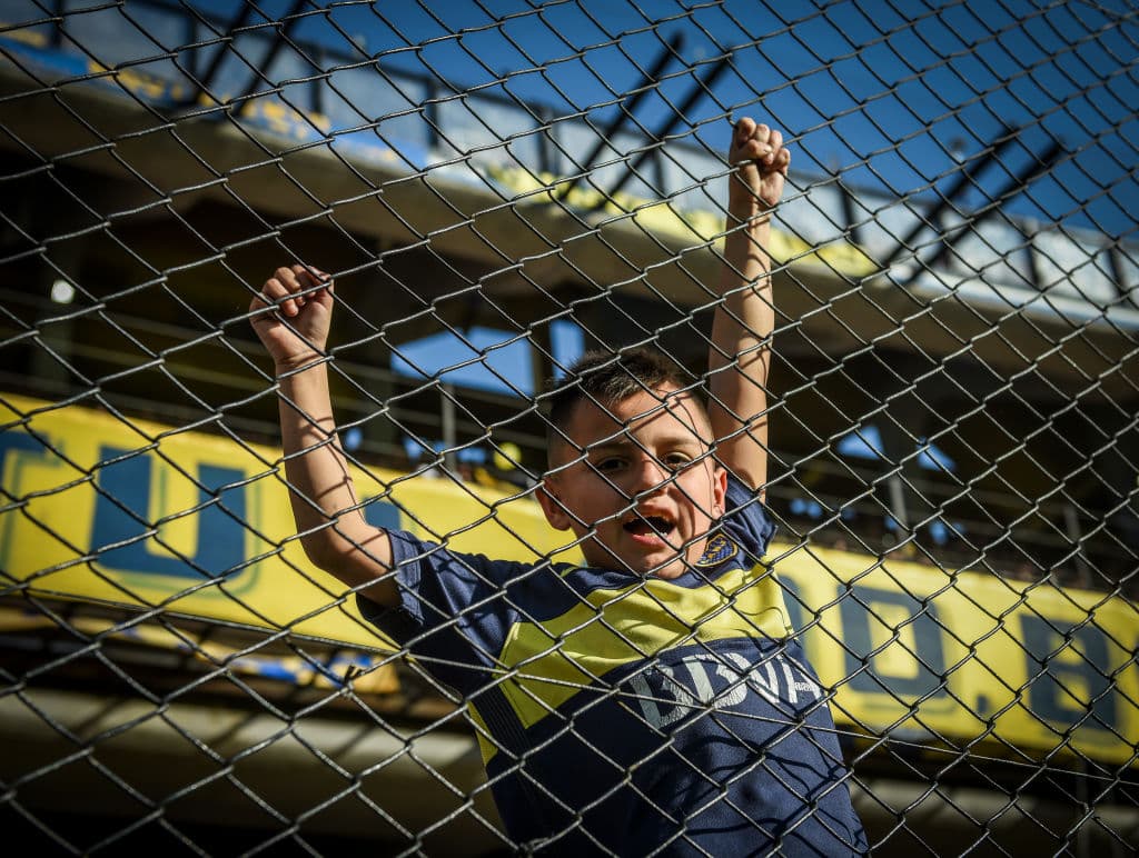 Fanáticos de todas las edades están listos para apoyar a su equipo, en este caso al Boca Juniors.