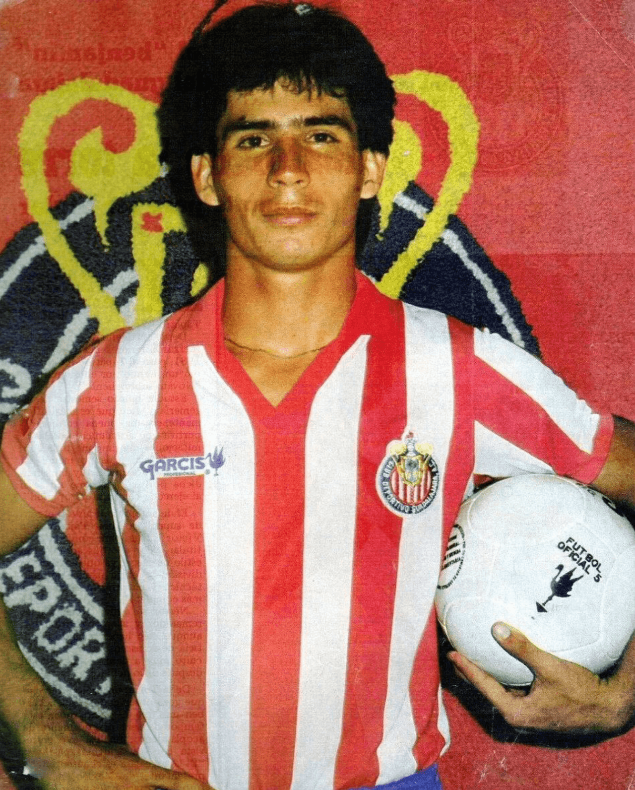 El máximo goleador de Chivas ante Tigres en el ‘Volcán’, es Eduardo ‘Yayo’ de la Torre con tres goles.