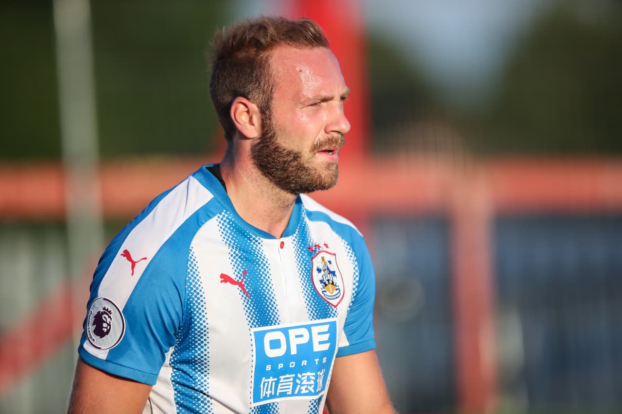 En el mercado actual, Porto no ha tenido margen de ganancia. Al delantero belga Laurent Depoitre lo traspasaron al Huddersfield de la Premier por seis millones.
