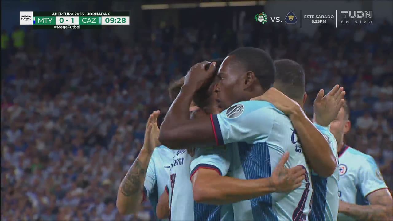 ¡Una sotana! Trallazo de Cambindo y oso de Andrada para el 0-1