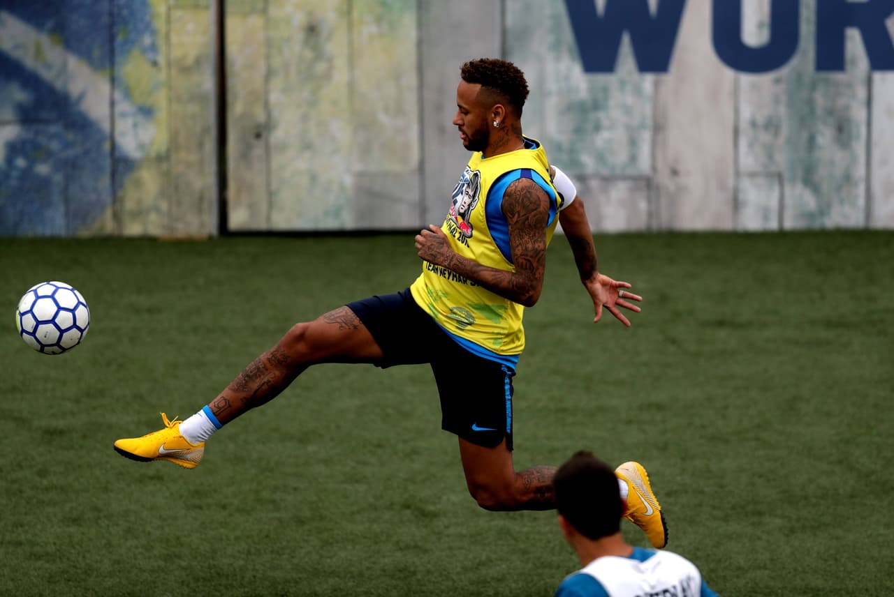 Neymar, de vacaciones luego del Mundial de Rusia 2018, sigue muy de cerca al fútbol en su país.