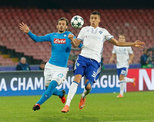 Manolo Gabbiadini of SSC Napoli in action during the Champions League match between SSC Napoli and Dinamo Kiev at San Paolo Stadium, in Naples, Italy on Nov 23, 2016. (Photo by Ernesto Vicinanza/NurPhoto via Getty Images)