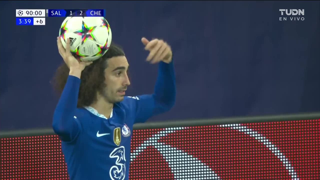 ¡TIRO ATAJADO! disparo por Jorginho.