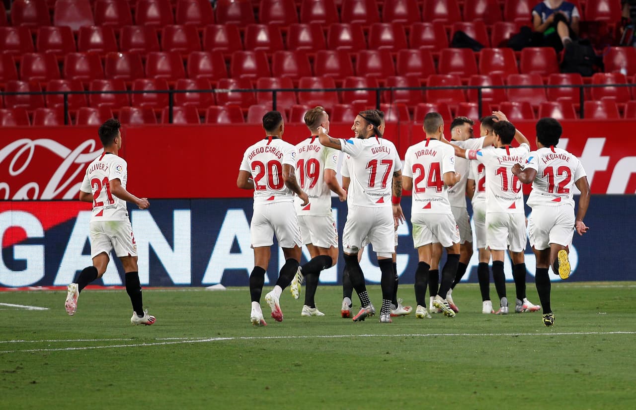 Sevilla registra positivo previo a reaparecer en la Europa League