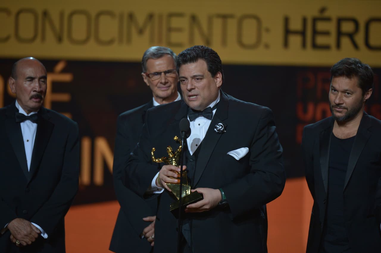 Uno de los momentos más emotivos de la noche fue el premio homenaje a Don José Sulaimán.