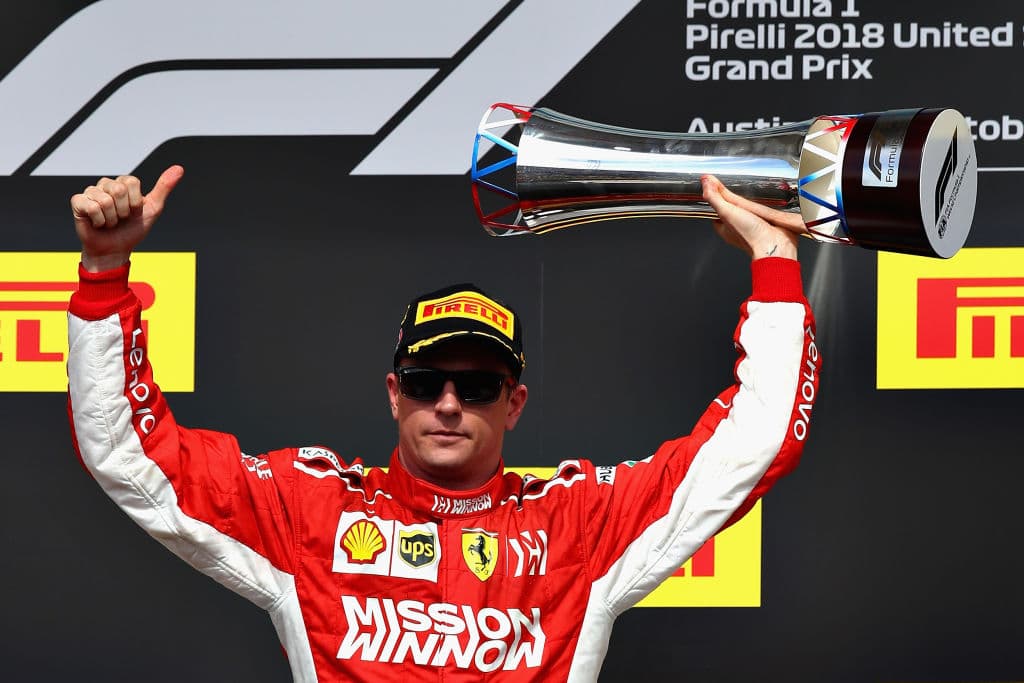 El finlandés Kimi Raikkonen ganó en el Gran Premio de Estados Unidos de Fórmula 1 cortando una racha de cinco años sin lograr victorias en la máxima categoría del automovilismo.