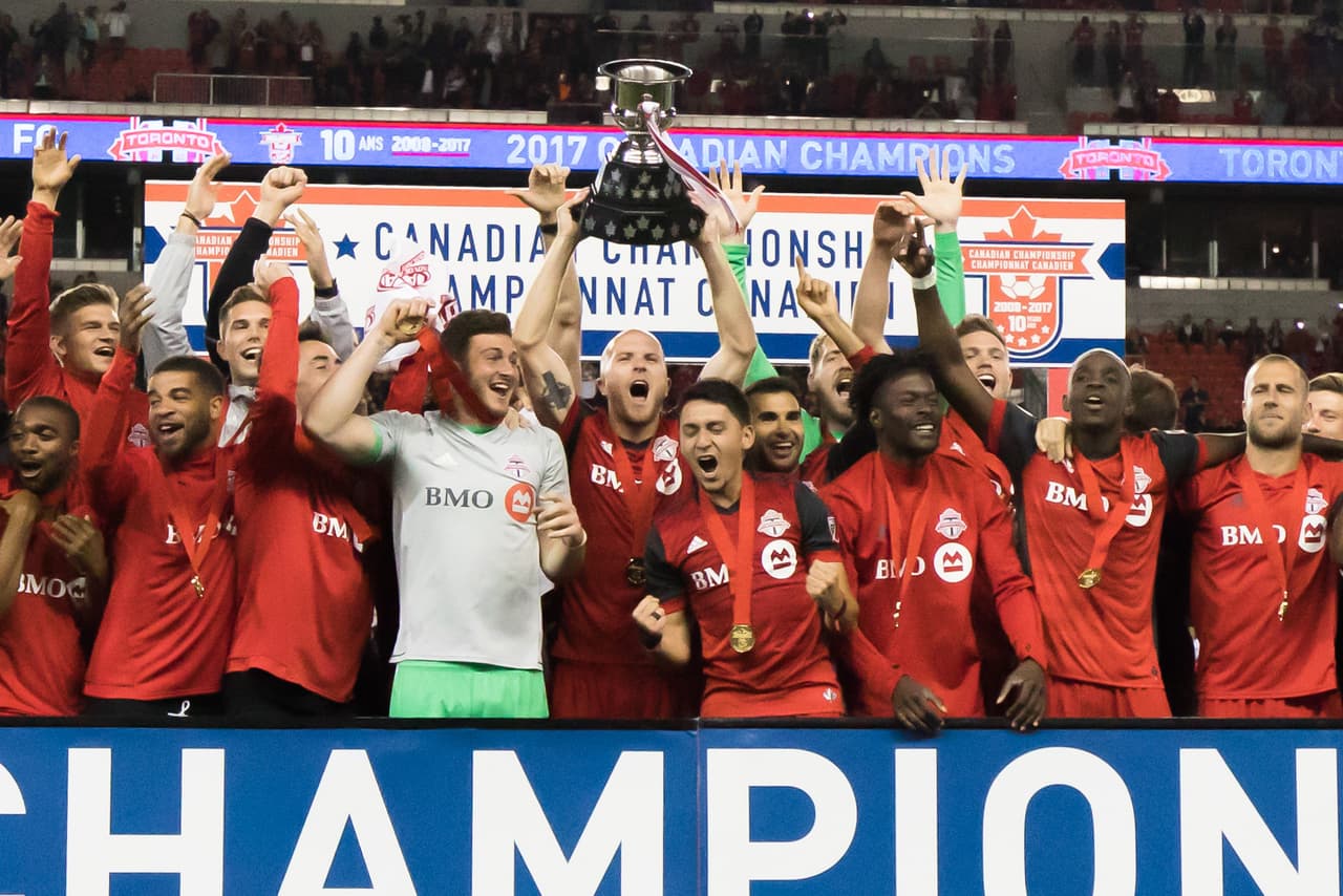 El triplete de Toronto FC en 2017 comenzó con la obtención del Campeonato Canadiense.
