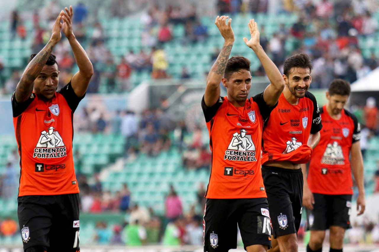 El campeón Pachuca no afloja el paso. Sumó su segunda victoria del torneo y además es el conjunto más goleador con siete anotaciones. Su grupo de jugadores parece consolidarse cada día más. Habrá que esperar si no extraña de más a sus jugadores olímpicos: Erick Aguirre, Rodolfo Pizarro, Víctor Guzmán, Erick Gutiérrez e Hirving Lozano