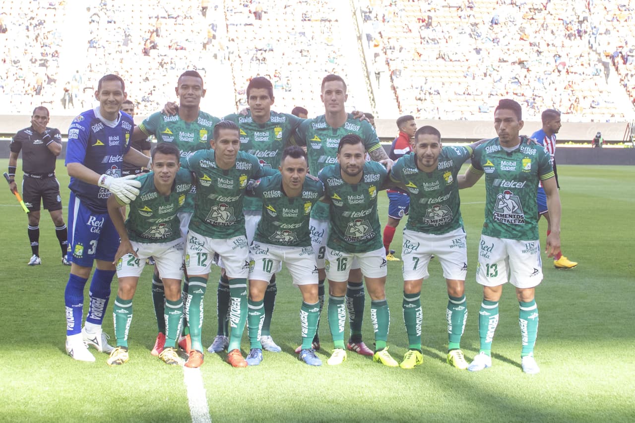 Chivas recupera el buen momento tras vencer con autoridad 2-0 a León y apunta al Clásico Tapatío ante Atlas.