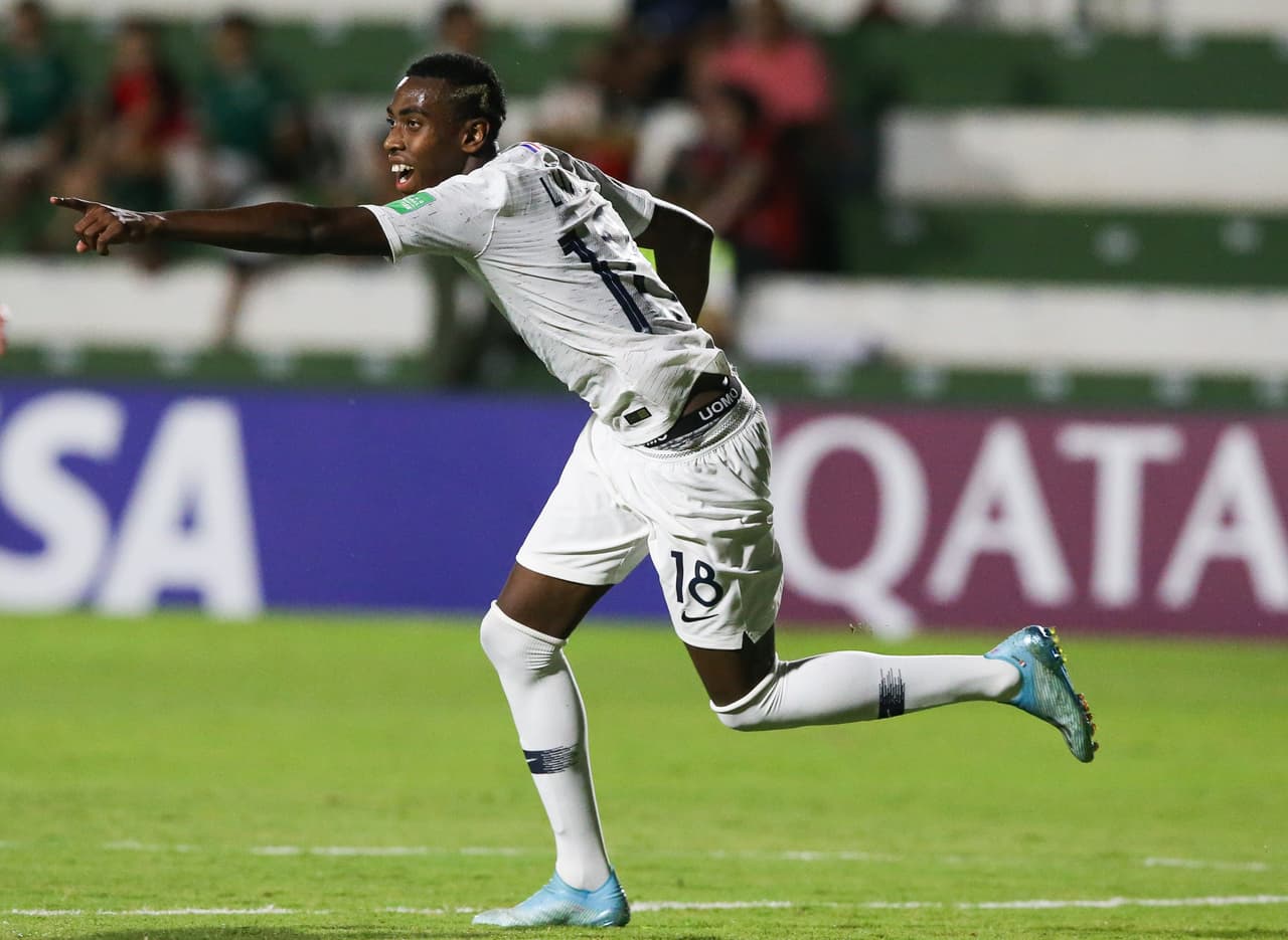 Corea del Sur 1-3 Francia; Holanda 1-3 Senegal; EEUU 0-0 Japón; Chile 4-2 Haití.