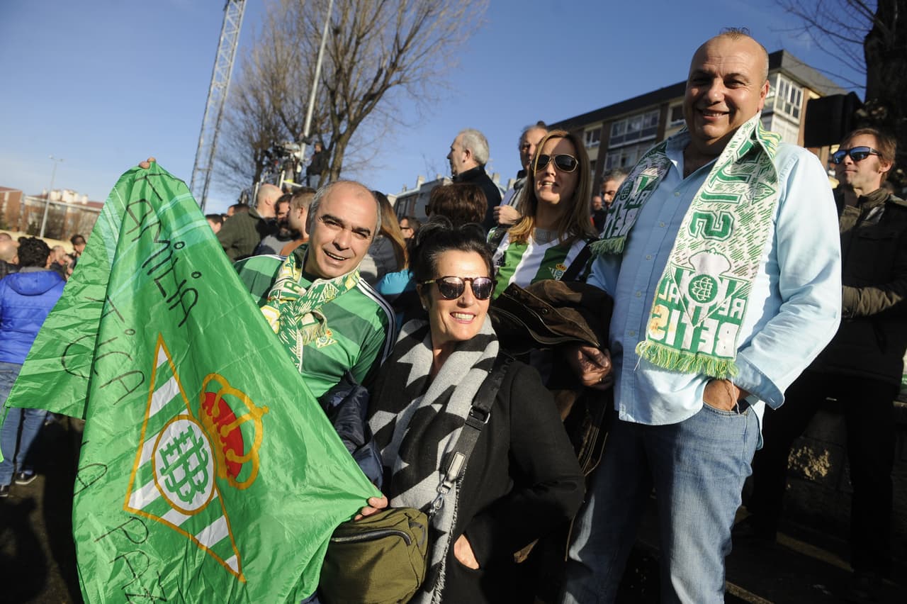 Diego Lainez inició como titular y Andrés Guardado ingresó de cambio. Moreno (23’), Morón (48’) y Joaquín Sánchez (89’) marcaron el 3-0 final.