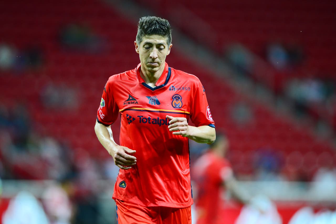 Action photo during the match Guadalajara vs Morelia, Corresponding a 5st round of the Apertura 2015 Cup MX, at Omnilife Stadium, in the photo: Marco Antonio Palacios of Morelia Foto de accion durante el partido Guadalajara vs Morelia, correpondiente a la Jornada 5 de la Copa MX del Torneo Apertura 2015, en el Estadio Omnilife, en la foto: Marco Antonio Palacios de Morelia 15/09/2015/MEXSPORT/Adrian Macias.