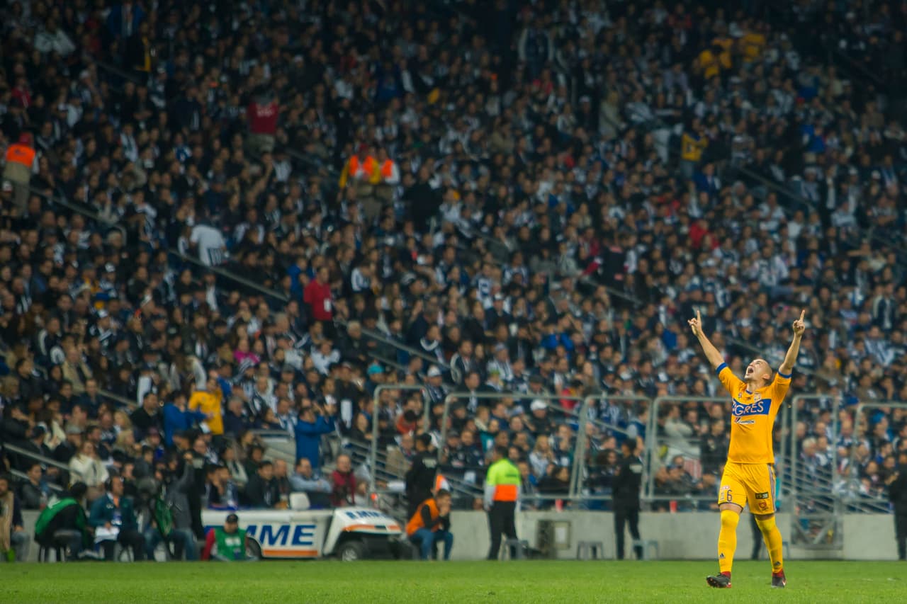 El estadio de Rayados se convirtió en un funeral tras el gol de Tigres. Esta es la única derrota de los Rayados como locales en el torneo.