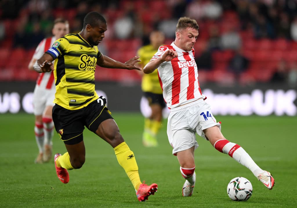 Watford pierde ante Stoke City 1-3 en la EFL Cup y también su pase a Octavos de Final. Nick Powell le daba ventaja a la visita, sin embargo Ashley Fletcher ponía igualdad en el marcador, pero Sam Clucas y JoshTymon aventajaron a los 'Potters'.