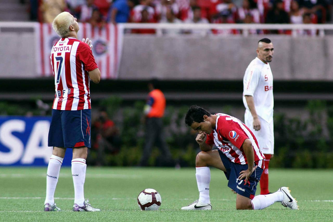 Sin embargo, el primer juego oficial de la casa de Chivas, se dio el 11 de agosto de 2010 ante el Internacional de Brasil en el partido de ida de la final de la Copa Libertadores, pero lamentablemente para el Rebaño perdieron por 1-2.