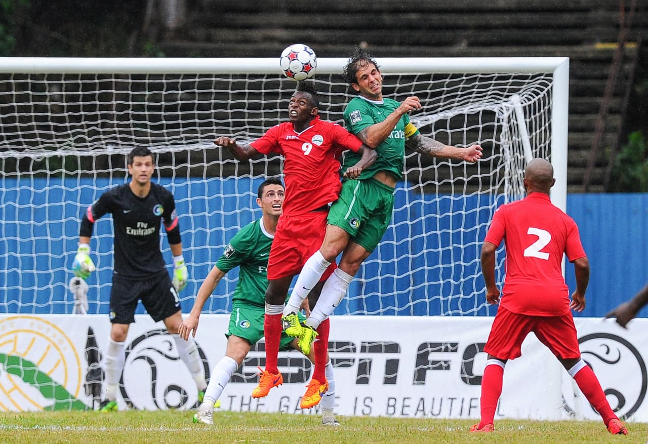 Maikel Reyes es la joven promesa del balompié cubano, el delantero que milita en el equipo Pinar del Río puede convertirse en la gran sorpresa de la Copa Oro si llega con la pólvora seca y la puntería fina.