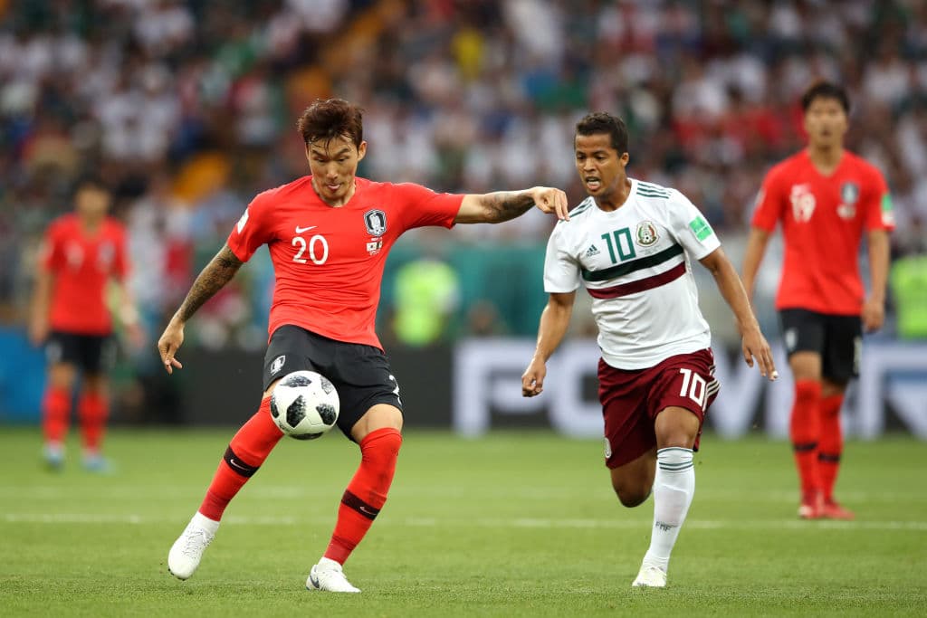 Giovani Dos Santos: 7. El delantero del LA GAlaxy no entró mucho en contacto con el esférico, tampoco tuvo gran tiempo de juego. El valor de su estadía en el campo fue la presión en la salida rival.