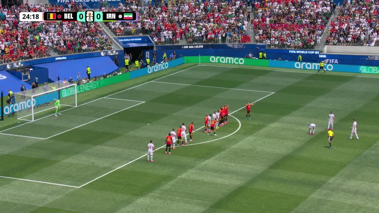 ¡GOL!  anota para Irán. Mehdi Taremi
