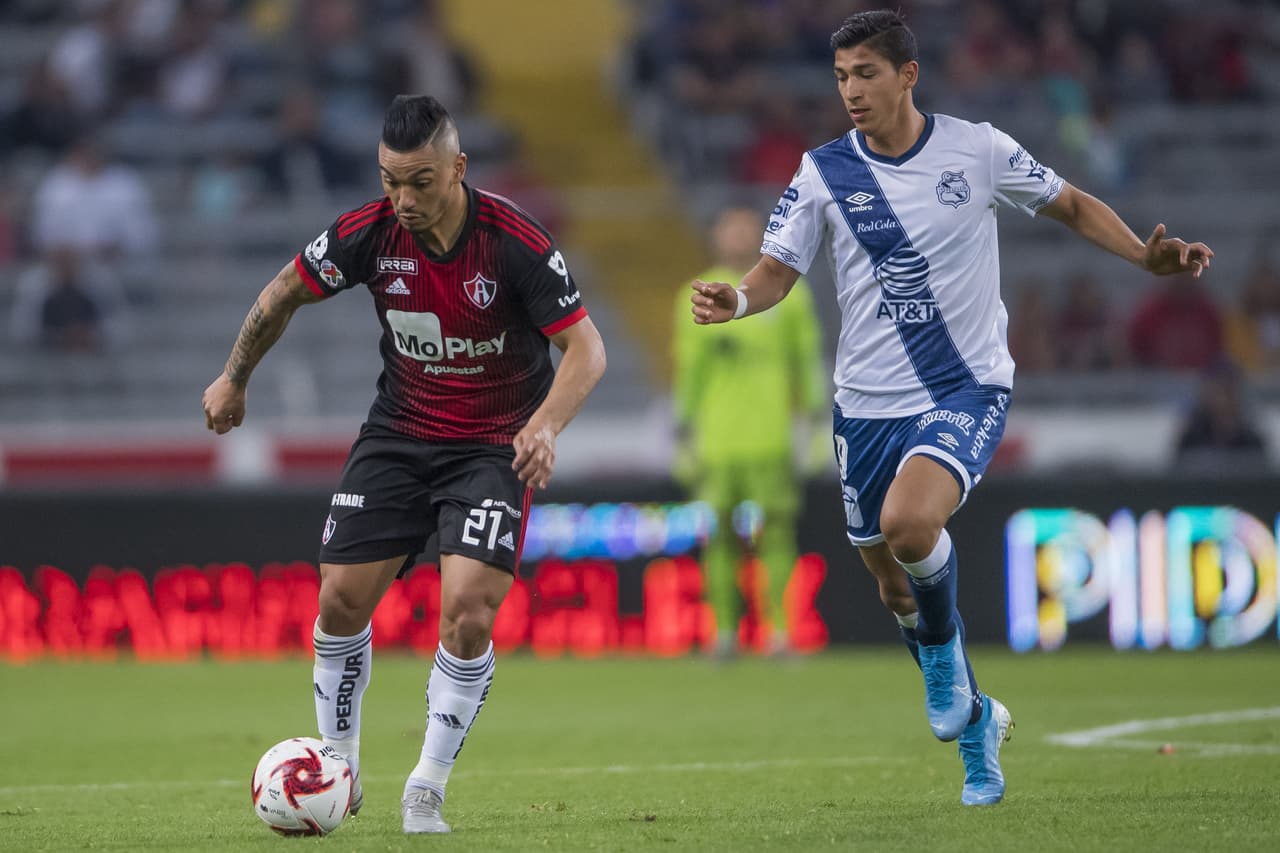 Con solitario gol de Crsitian Menendez , Puebla consigue los tres puntos en su debut en el Clausura 2020.