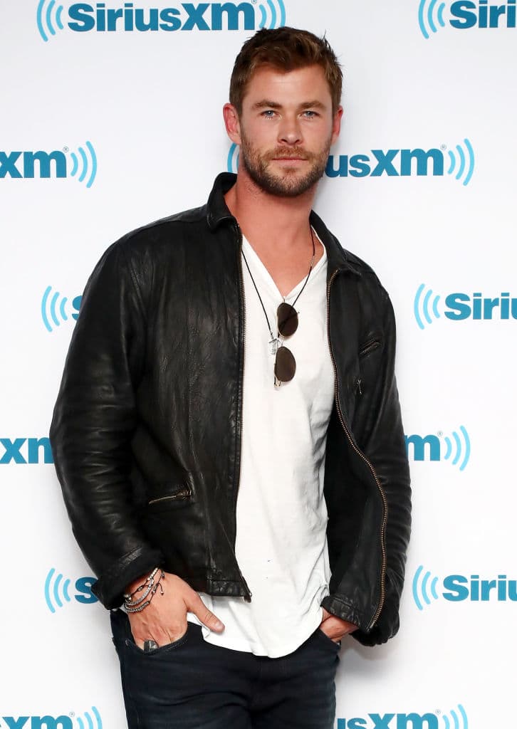 En el transcurso de una fatídica noche, todos tendrán una última oportunidad de redención, antes de que todo se vaya al infierno.
<br>